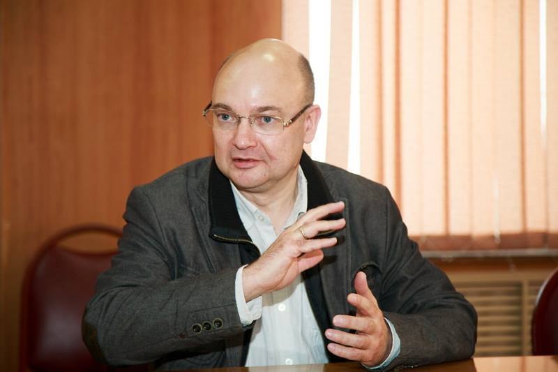 «ОДИН ДЕНЬ – ОДНА ИДЕЯ» – КРЕАТИВНЫЙ ПОСЫЛ ЛЕОНИДА БУРЛАКОВА